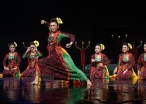Tari Jaipong: Pesona, Tips, dan Cerita Seru di Balik Gerakannya!