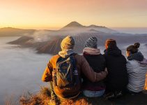 Trip Alam Bromo: Menyusuri Laut Pasir hingga Puncak Penanjakan, Pengalaman Epik yang Gak Terlupakan Trip Alam Bromo: Menyusuri Laut Pasir hingga Puncak Penanjakan, Pengalaman Epik yang Gak Terlupakan