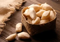 Amplang Tenggiri: Camilan Khas yang Menggoda Selera Amplang Tenggiri: Camilan Khas yang Menggoda Selera