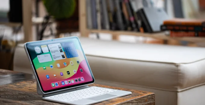 Apple iPad Pro: Tablet Premium yang Mengubah Cara Anda Bekerja dan Berkreativitas