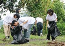 Budaya Gotong Royong: Kekuatan Kebersamaan yang Menyatukan Indonesia