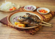 Sate Buntel yang Selalu Mengundang Rasa Penasaran Sate Buntel yang Selalu Mengundang Rasa Penasaran