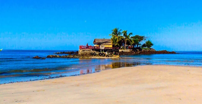 Pantai Ngapali: Surga Tersembunyi dengan Pasir Putih dan Laut Biru di Myanmar