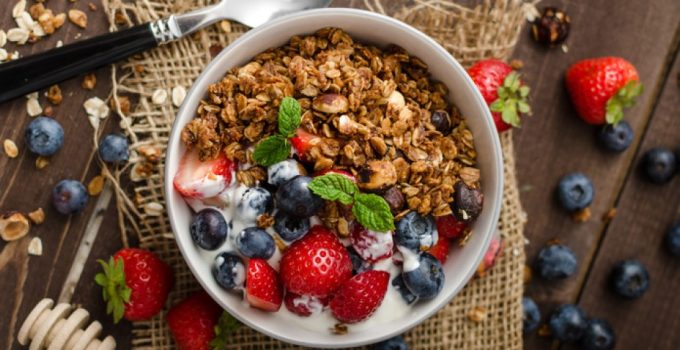 Granola: Rahasia Sarapan Sehat yang Membuat Hidup Lebih Enerjik