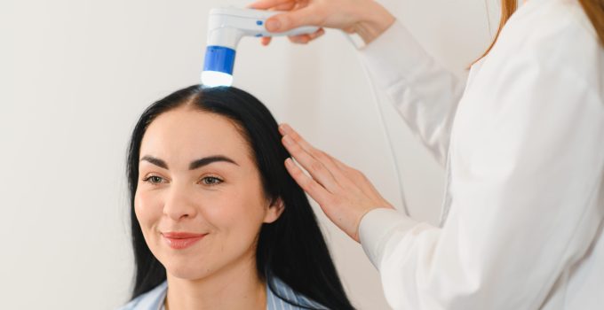 Manfaat Terapi Laser Rambut: Solusi Modern Atasi Rontok 2026