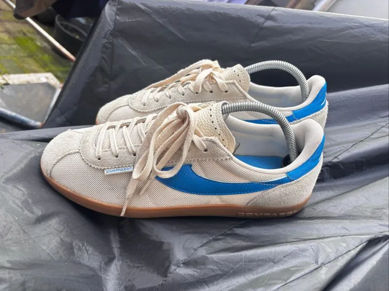 Sentuhan Vintage Compass Tribune yang Tetap Relevan