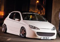 Kepincut Peugeot 206 Bekas yang Tak Pernah Redup: Kisah Cinta Mobil Kompak yang Penuh Karakter
