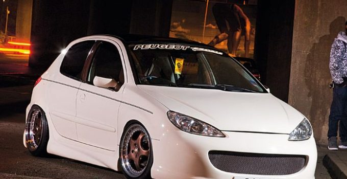 Kepincut Peugeot 206 Bekas yang Tak Pernah Redup: Kisah Cinta Mobil Kompak yang Penuh Karakter