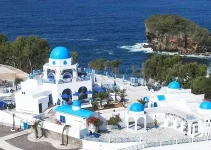 Jungwok Blue Ocean, Wisata Viral Jogja dengan Laut Biru Memikat