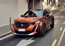 Peugeot 2008, SUV Eropa Tahan Banting untuk Mobilitas Modern Peugeot 2008, SUV Eropa Tahan Banting untuk Mobilitas Modern