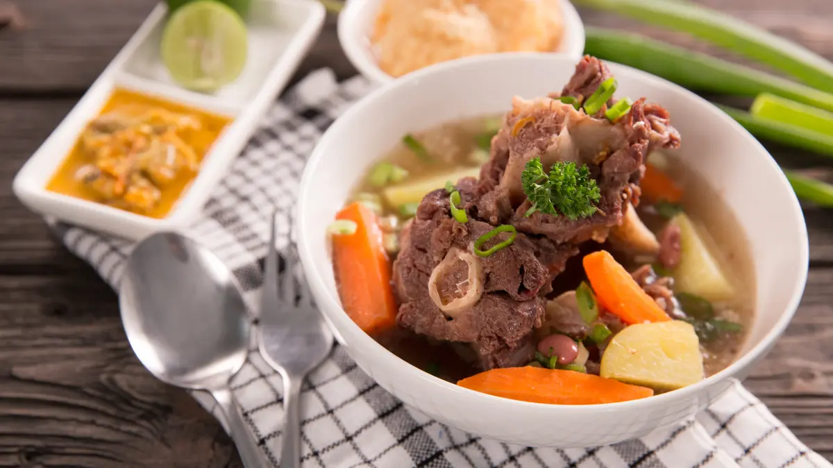 Mengapa Sop Kepala Sapi Masih Digemari