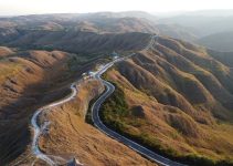 Savanna Tanarara, Wisata Alam Eksotis dengan Bukit Bergelombang