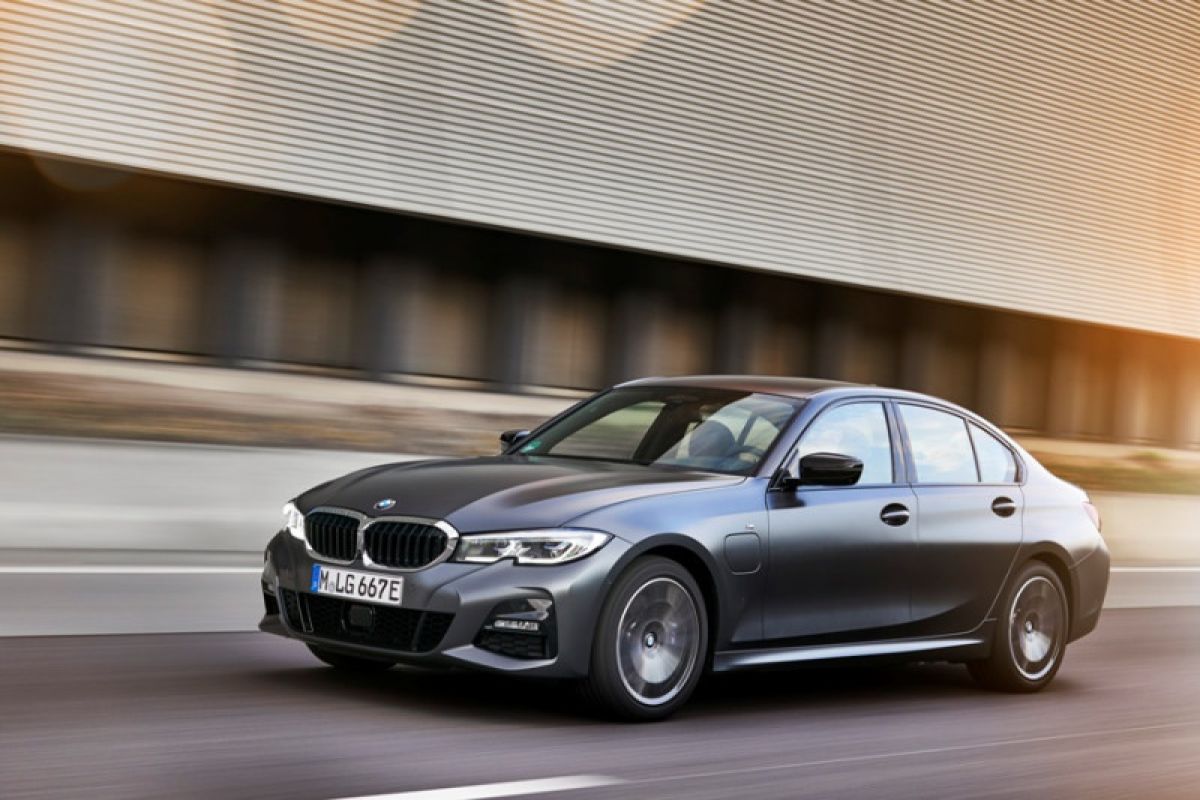 Sedan BMW