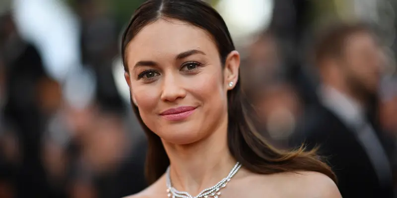 Popularitas Olga Kurylenko Tidak Berhenti di Film James Bond